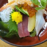 Umemura - 海鮮丼