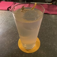 ザ タヴァン グリル＆ラウンジ - 