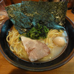 泡家系ラーメン酒場 Shinzan - 濃厚とんこつ醤油ラーメン