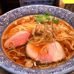 麺や而今 - 芳醇醤油鶏そば６５０円