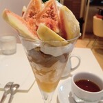 フォーシーズンズカフェ - 無花果のパフェ