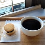 TINY PONTA COFFEE - バッチブュー（珈琲）と、一緒に！珈琲は大きなマグカップにたっぷり。