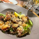 牡蠣とワイン 痛風屋バル - 