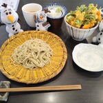 蕎麦・料理　笑人 - ミニかき揚げ丼とお蕎麦　　1900円