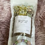 プティポアン - 自作のローズクォーツのブレスレットとカモミールほうじ茶❤️