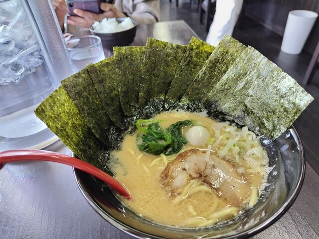家系ラーメン 天家 (TENCHI) - 清水/ラーメン | 食べログ