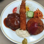 好々亭 - スペシャル定食 1100円。