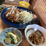 ごはんや ふくつぎ - 小鉢が3皿