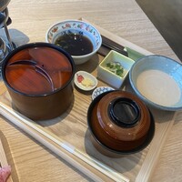 しゃぶしゃぶと焼肉 わにく ミッドランドスクエア店 - 