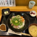 居酒屋 朝次郎 - 海鮮丼1,000円