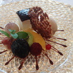 ラ・ロゼット - 10月　デザート　パイナップルのケーキ・紅茶のソルベなど