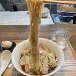 らぁ麺 紫陽花 - リフト