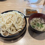 粉家 - 豚塩つけ汁うどん(並)+きんぴら