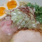 麺家 たけ田 - 味玉塩らーめんアップ