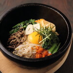 韓国宮廷料理ヨンドン - 石焼ビビンバ