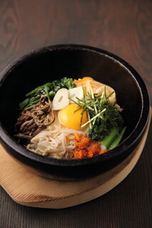 韓国宮廷料理ヨンドン - 石焼ビビンバ