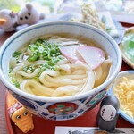 Ritsurin Sansou Udon - かけうどん 400円
                        イリコが香る出汁はアツアツ