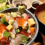KINKA sushi bar izakaya - 贅沢海鮮ちらし丼
