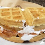 ワッフルカーン - 料理写真:
