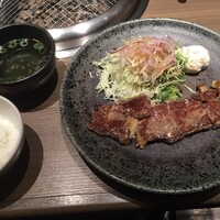 焼肉・しゃぶしゃぶ たちばな ヒルトンプラザイースト店 - 