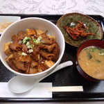 ちとせ弥 - 料理写真:牛もつ丼680円（2013.9月）