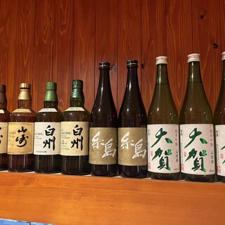 美味佳肴是美味的酒。新鲜至极的鱼池料理和日本酒