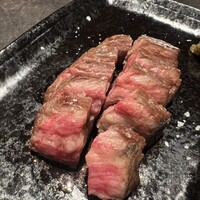 和牛とワイン 焼肉きゅうこん - 
