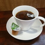 キッチン ブルー グローブ - ミルクを入れます