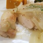 キッチン ブルー グローブ - チキンソテーの断面