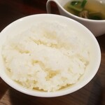 キッチン ブルー グローブ - ご飯大盛りのアップ