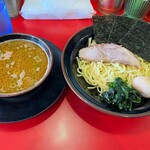 家系ラーメン王道 神道家 - 