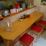 金田家 - カウンター席♪