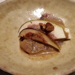 龍寿し - 真鯛の胡麻ソース(無花果)