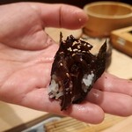 龍寿し - 中トロきくらげ