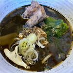 竹乃家 - 漁師汁「竹炭のブリのあら汁」