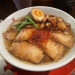 焼豚ラーメン 三條 - 焼豚ラーメン(中辛) ニンニクトッピング