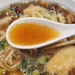 ラーメン 坊也哲 - スープ