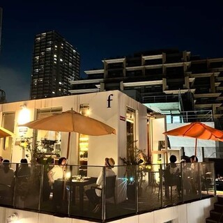 When you think of a terrace restaurant in Daikanyama, this is it! !