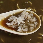 今池呑助飯店 - ラーメン700円　Ａ．伝統の油こってり濃い口