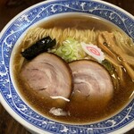 さぶろう - 中華そば（中）　とても綺麗な盛り付け。