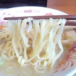 日高屋 - 麺・アップ