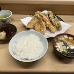 いもや - 天ぷら定食とピーマン天 900円