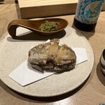 鮨 いつみ - 鮑のかりんとう　シャリの肝和え　厚みがあるが柔らかい。仕込みに３日かけてます。