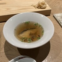 鮨 いつみ - トリュフスープ　旨みと香りがよくいくらでも飲めます。