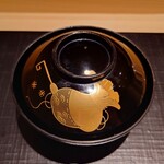 日本料理 柳燕 - お椀