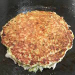 みどり屋 - じっくり待って、意を決してひっくり返します。