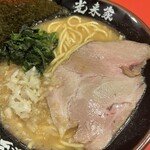 横浜家系ラーメン 光来家 - 豚骨醤油