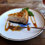 ダ・ルイジ - あずきと黒蜜のチーズケーキ