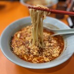 元祖ニュータンタンメン本舗 ニューみそ屋 - 中太ストレート麺