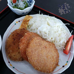 むにゅ - 「定食むにゅ　今日の気まぐれ定食　手づくりコロッケ＆ハムカツ」　７８０円